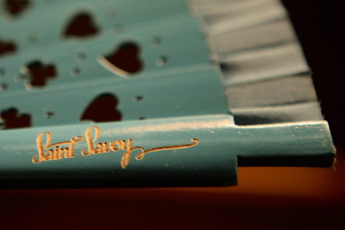 Wooden Hand-Fan "Luck" Blue 2
