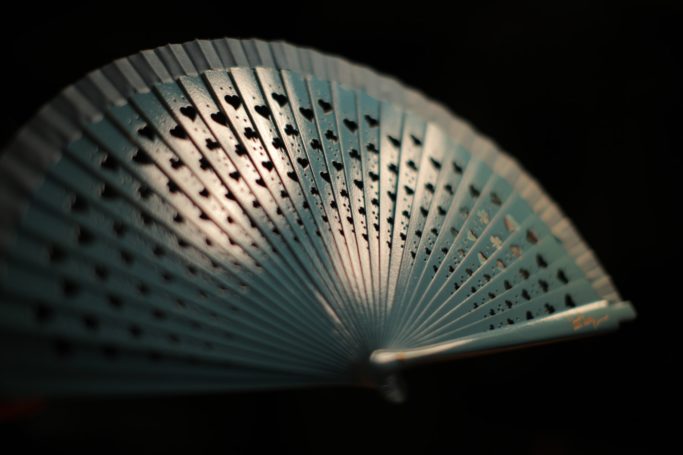 Wooden Hand-Fan "Luck" Blue 1