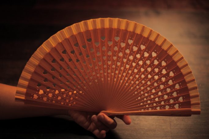 Wooden Hand-Fan "Luck" Hazelnut