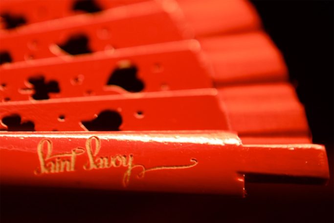 Wooden Hand-Fan "Luck" Red 2