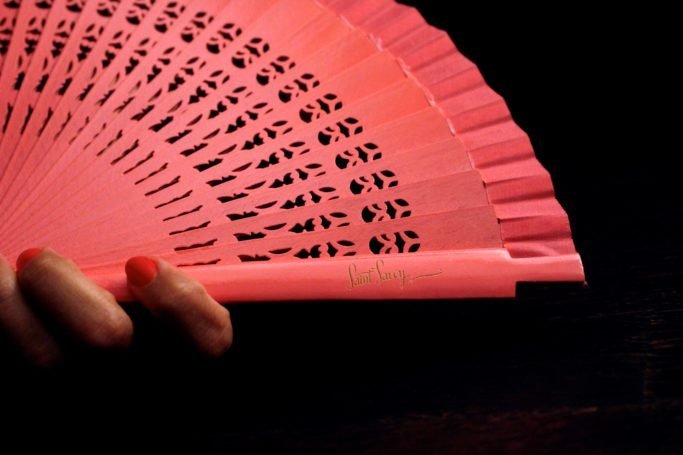 Hand-Fan "COCO" Pink - Image 2