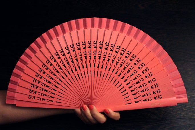 Hand-Fan "COCO" Pink - Image 3