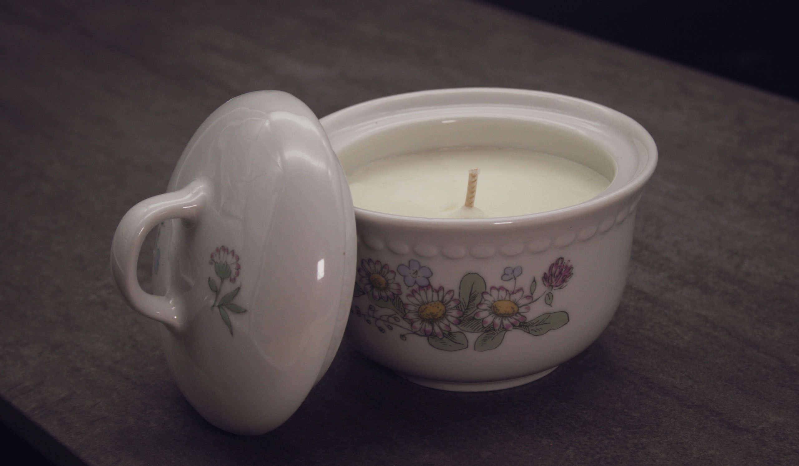 Vintage Sugar Can(dle)