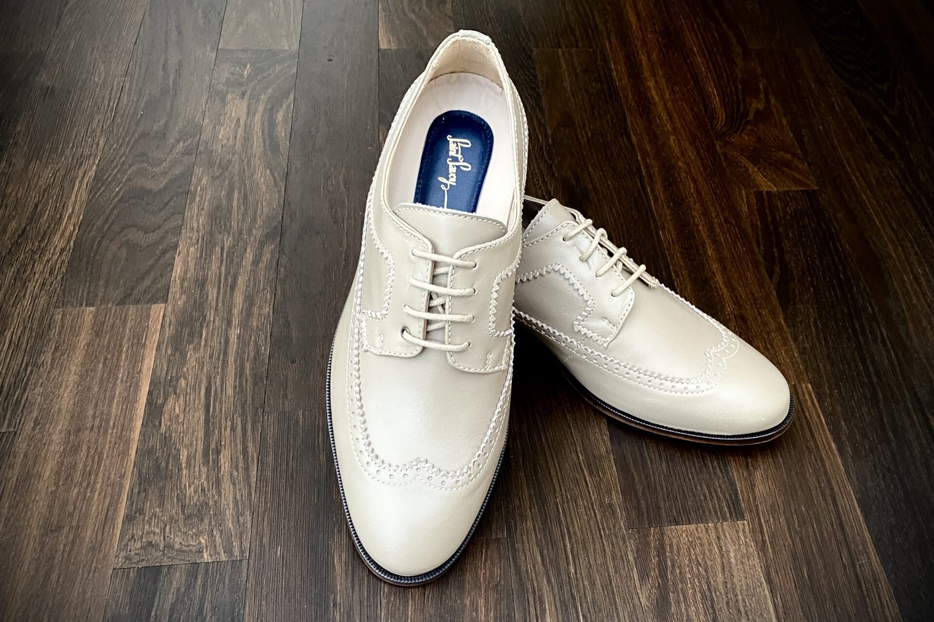 The Whip-Dune Leather Shoe Longwing Brogue