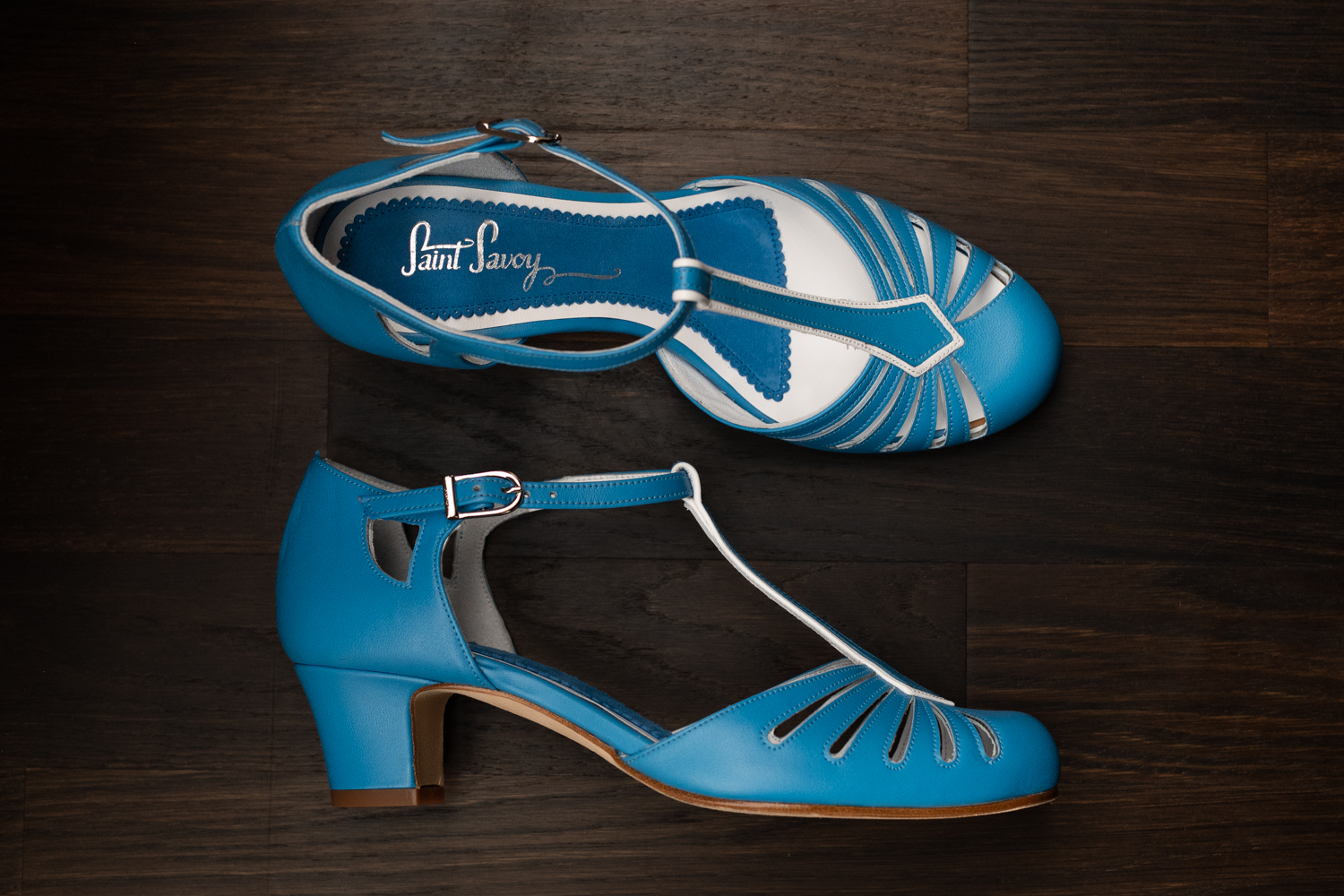 Vintage reproduction blue and white made in Europe comfort shoe
