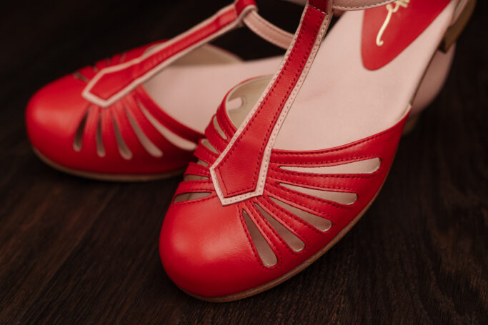 Balboa shoes, Swing dance shoe, Lindy hop shoes, leather sole, Retro Ladies shoe, 1920s, 1930s, 1940s, 1950s