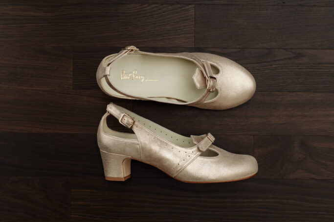 comfort shoes with heels, personalize you shoes and make them fit your feet and sizes individually, wide shoes